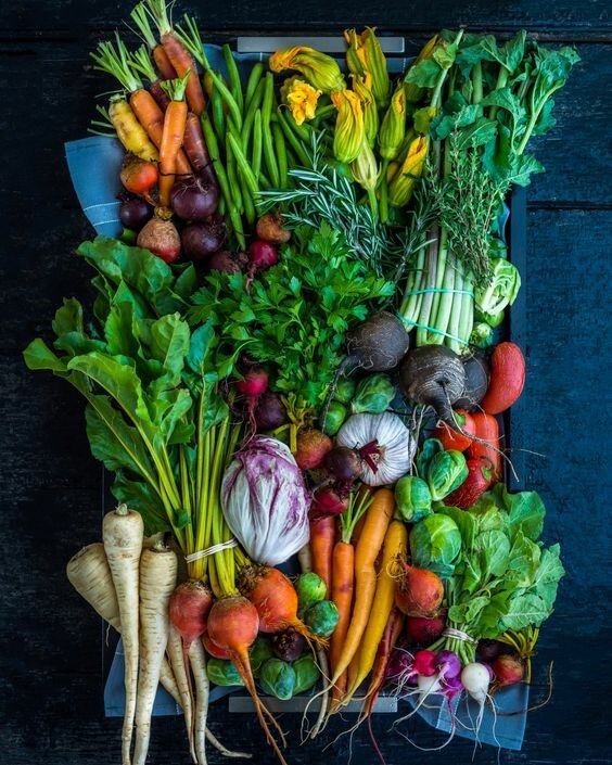 Свежие овощи и некоторые другие виды продуктов богаты коллагеном